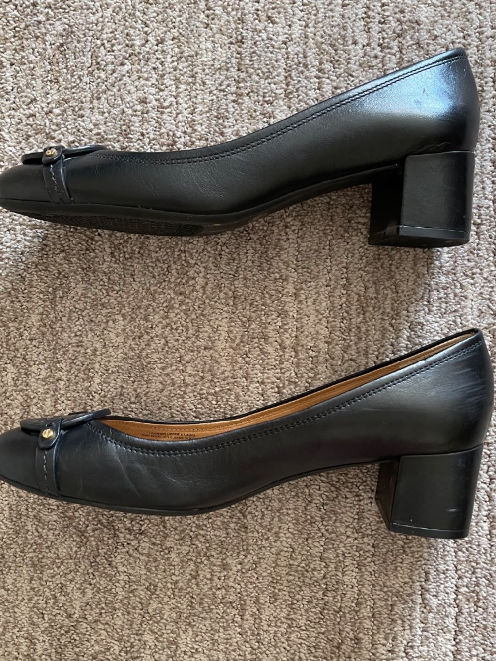 Tory Burch Black Leather Pumps Size 11 Logo Medallion Ballet Heels Like New - Picture 5 of 7